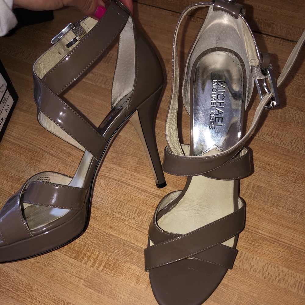 Michael Kors mauve heels